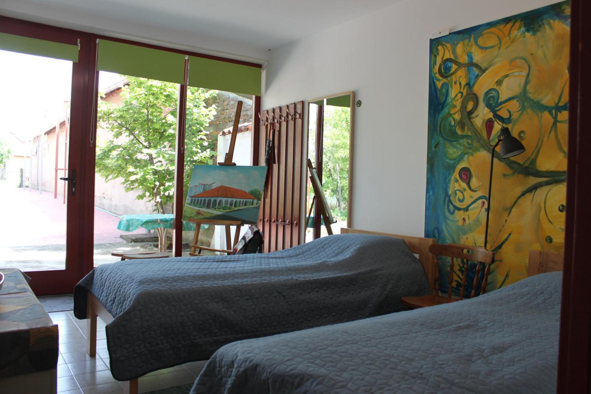 Boulevard Garden House - Free And Save Parking In The Locked Yard Ćuprija エクステリア 写真
