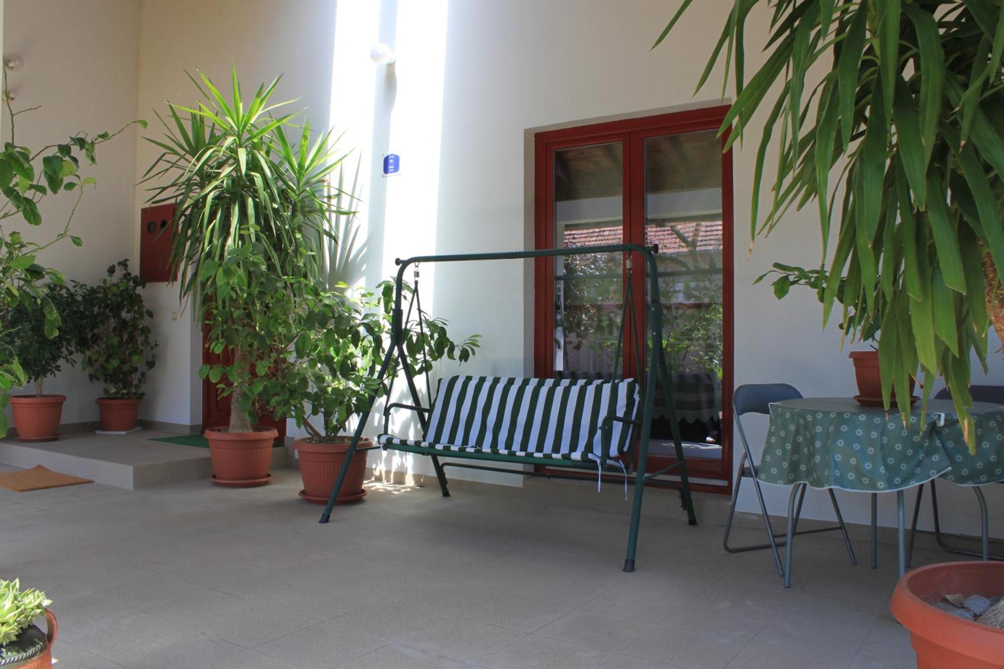 Boulevard Garden House - Free And Save Parking In The Locked Yard Ćuprija 部屋 写真