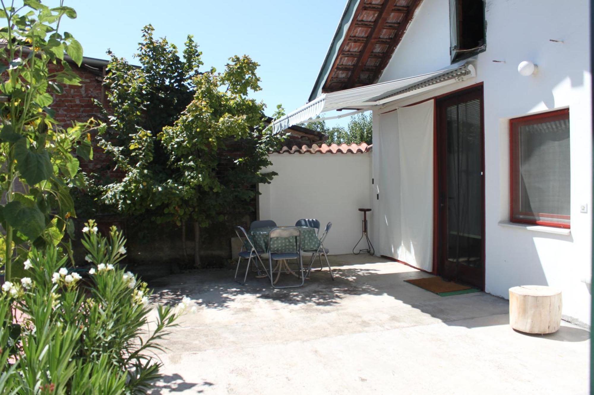 Boulevard Garden House - Free And Save Parking In The Locked Yard Ćuprija 部屋 写真